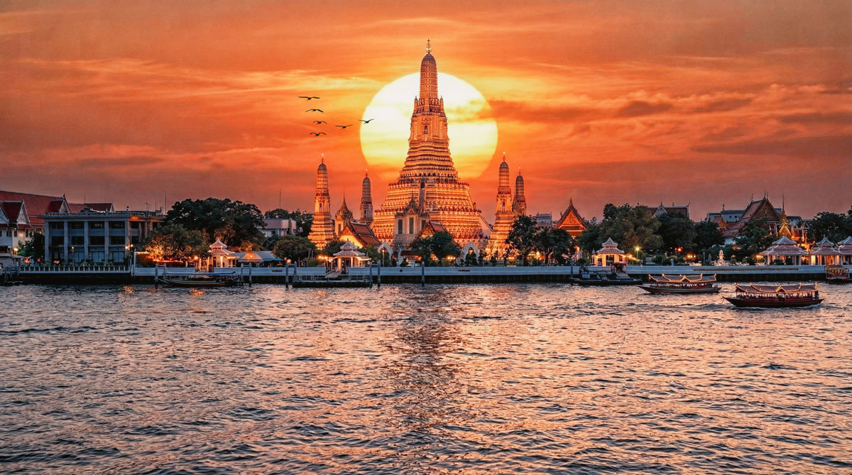 Wat Arun: Golden Horizon Sunset Wall Mural