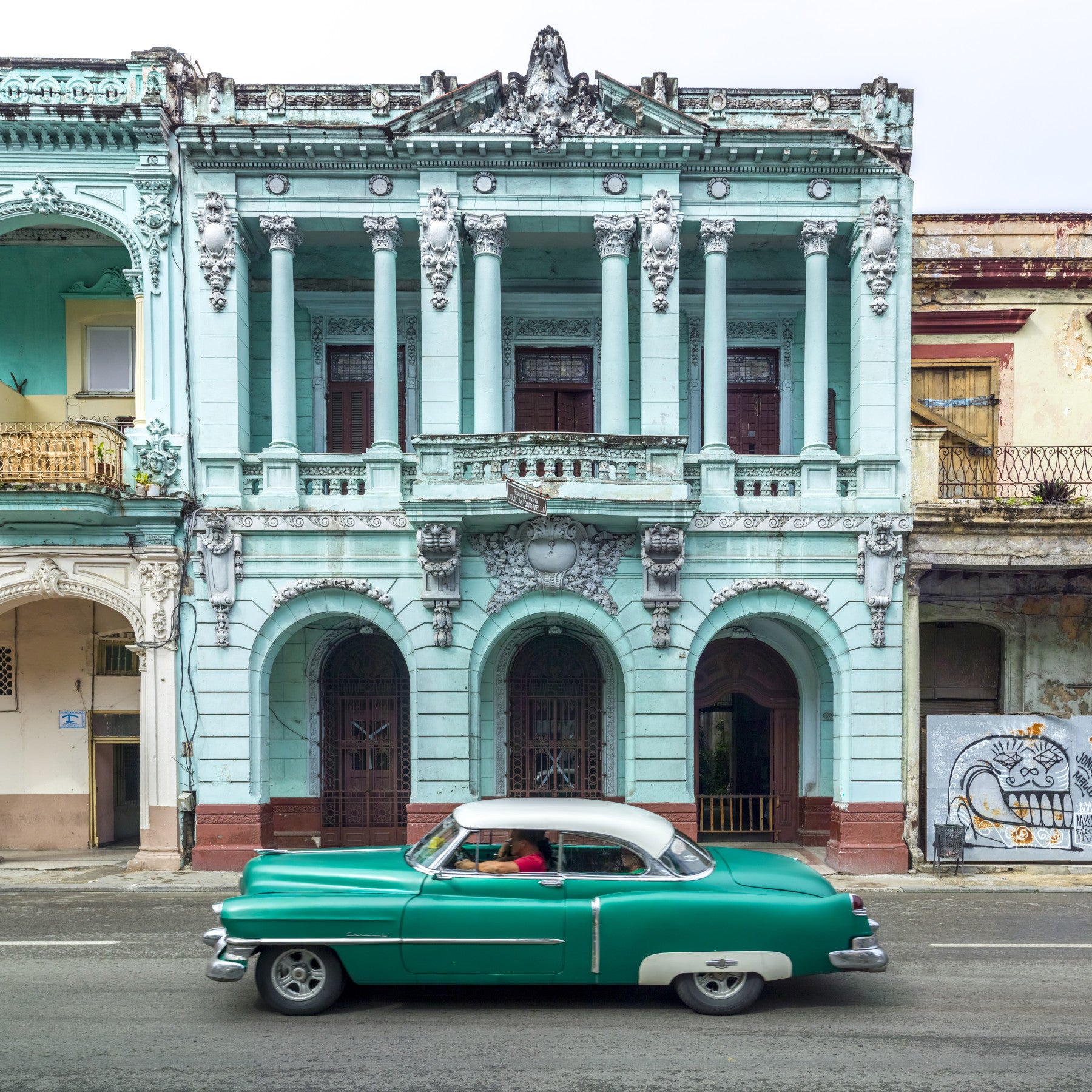 Havana Classic Architecture Wall Mural