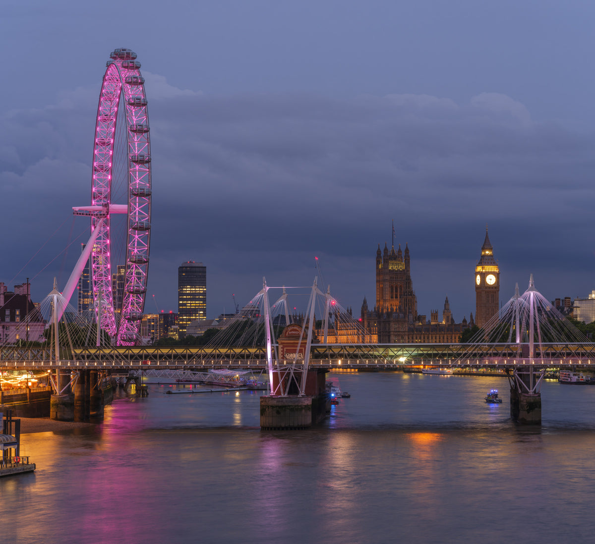 Evening River Thames Reflection Wall Mural in your room — zoomed