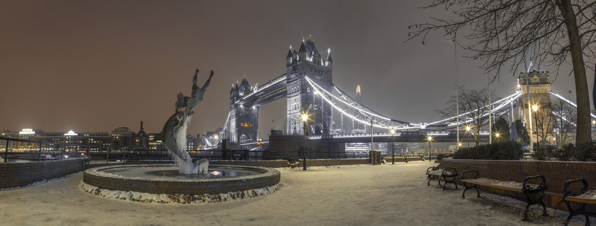 Icy Thames Riverside Evening Wall Mural in your room — zoomed