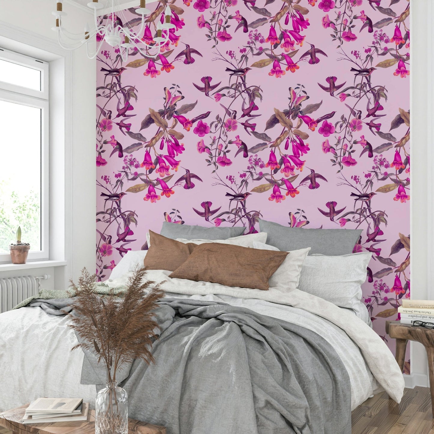 An artistic bird and flower mural on luxury wallpaper., GD5117