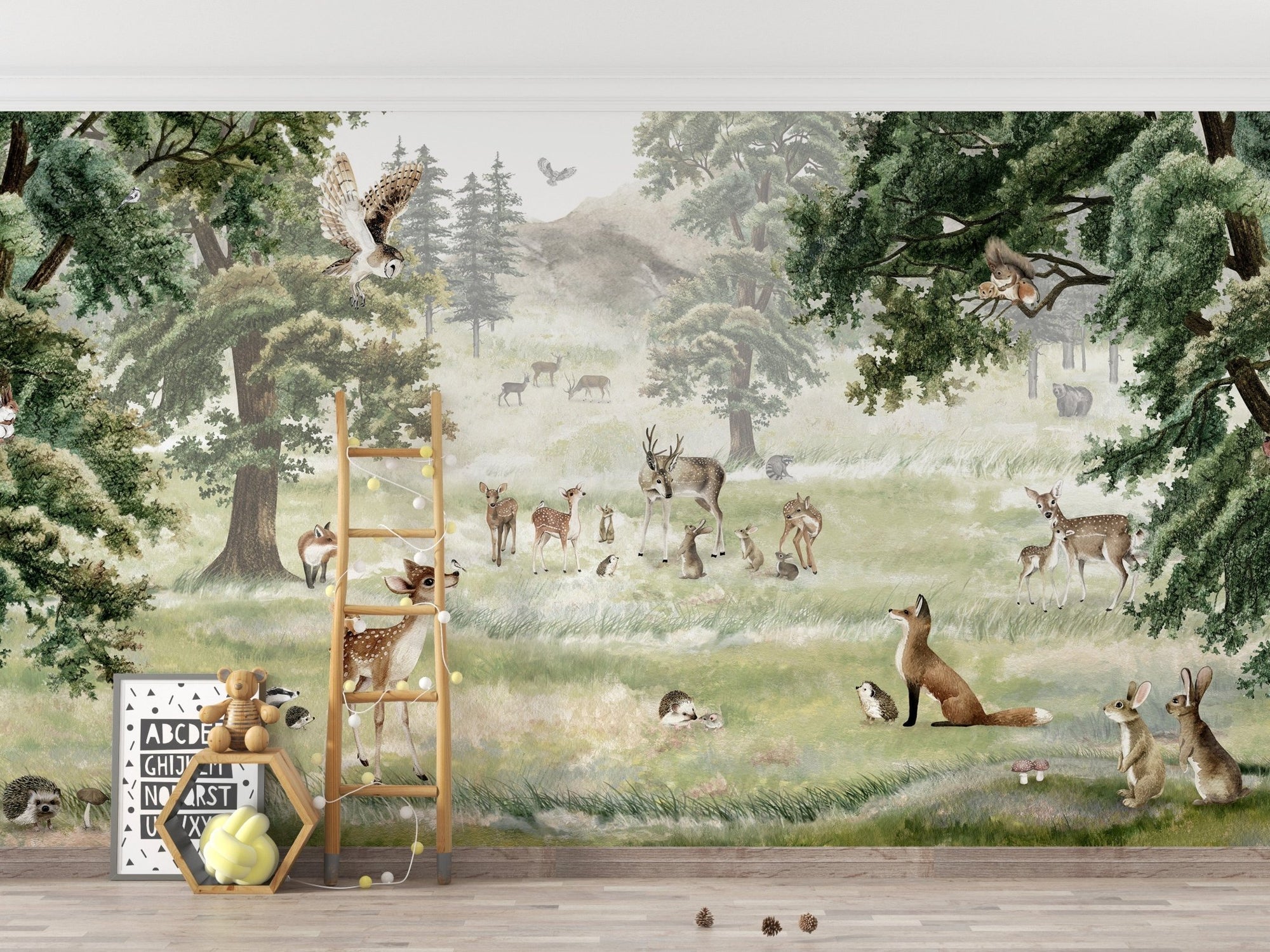 Forest fun wallpaper murals featuring woodland animals KB27