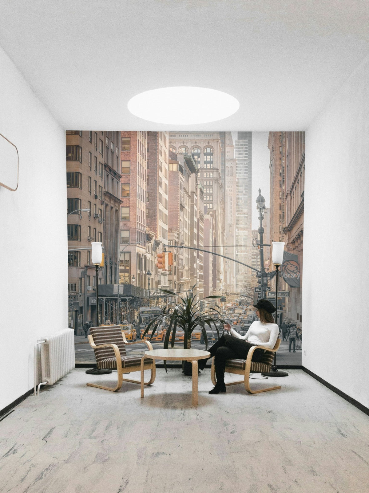 Busy Manhattan street scene. GD2987

