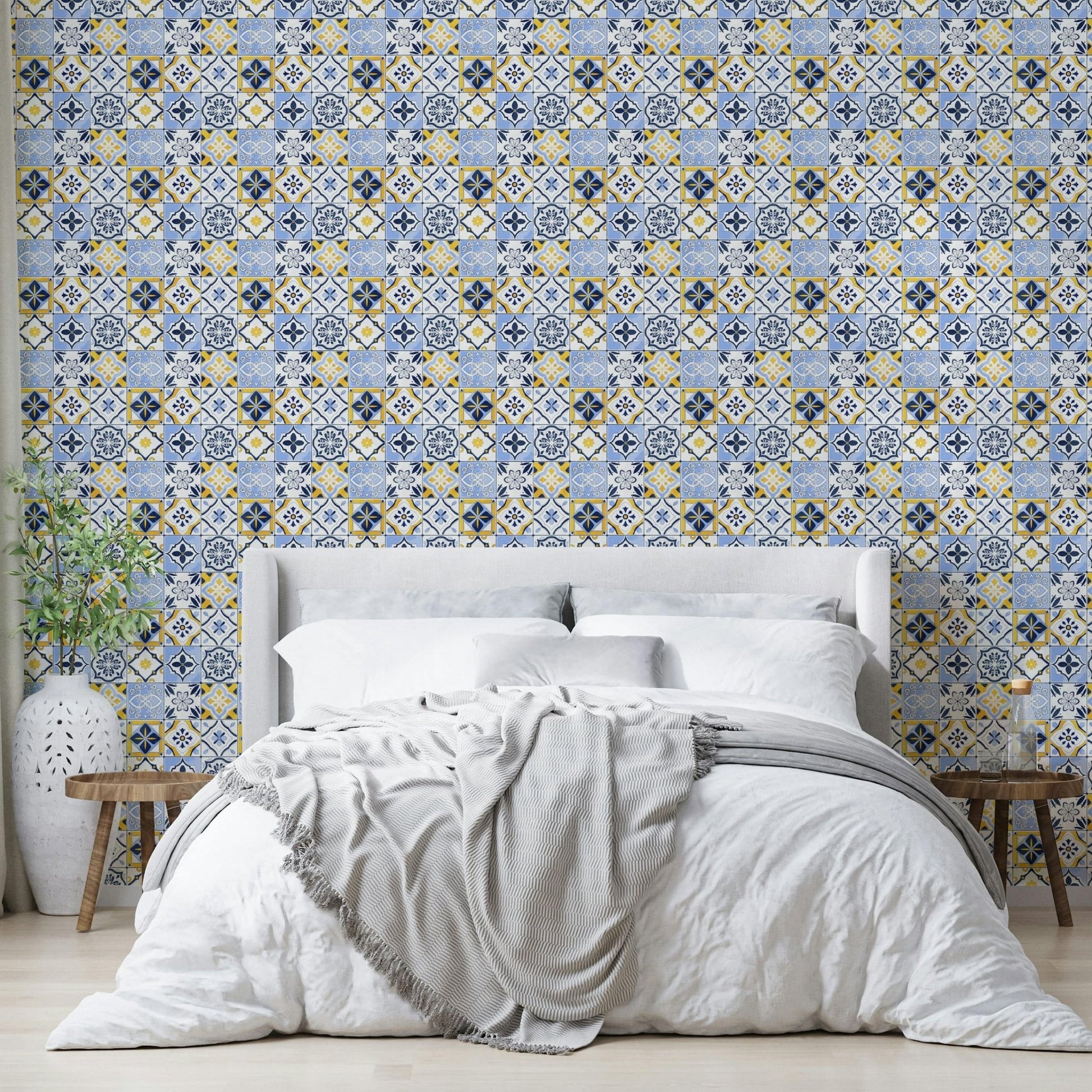 Traditional Mediterranean mosaic tile wallpaper

