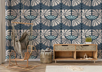 Elegant floral wallpaper in deep tones

