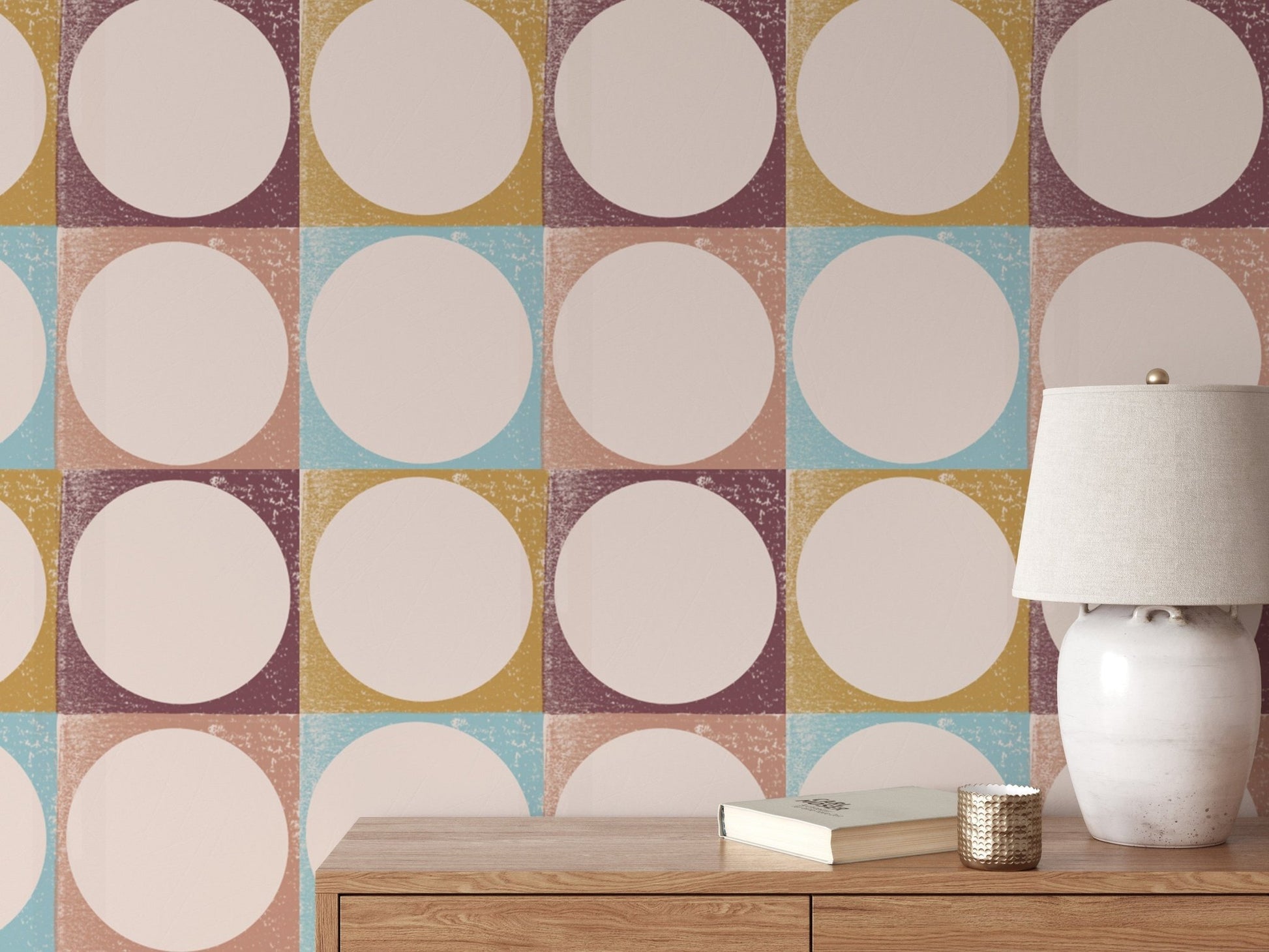 Subtle pink circles in Modern Pink Blush Wallpaper
