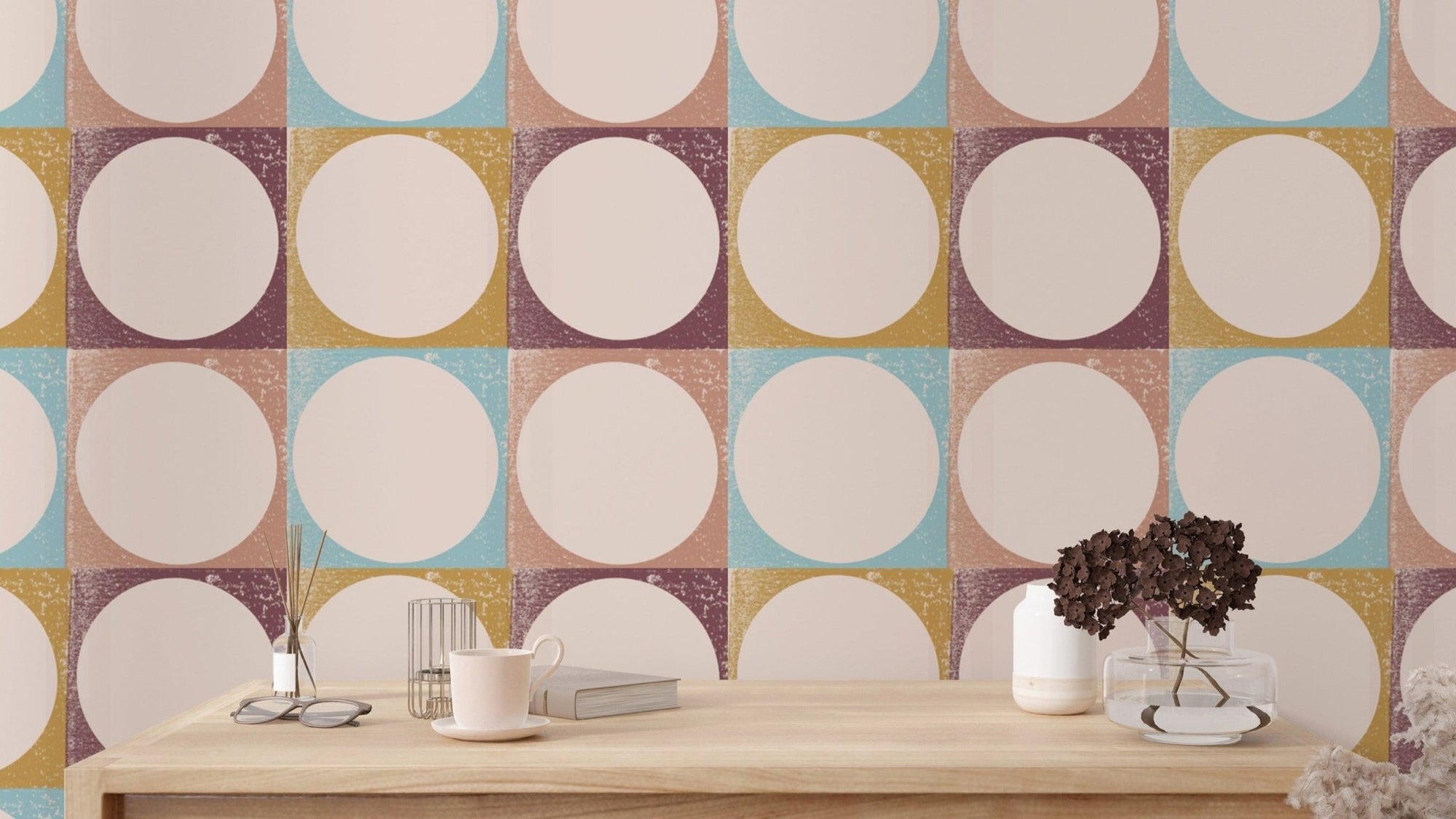 Modern Pink Blush Circles Pattern Wallpaper, SUSCT15