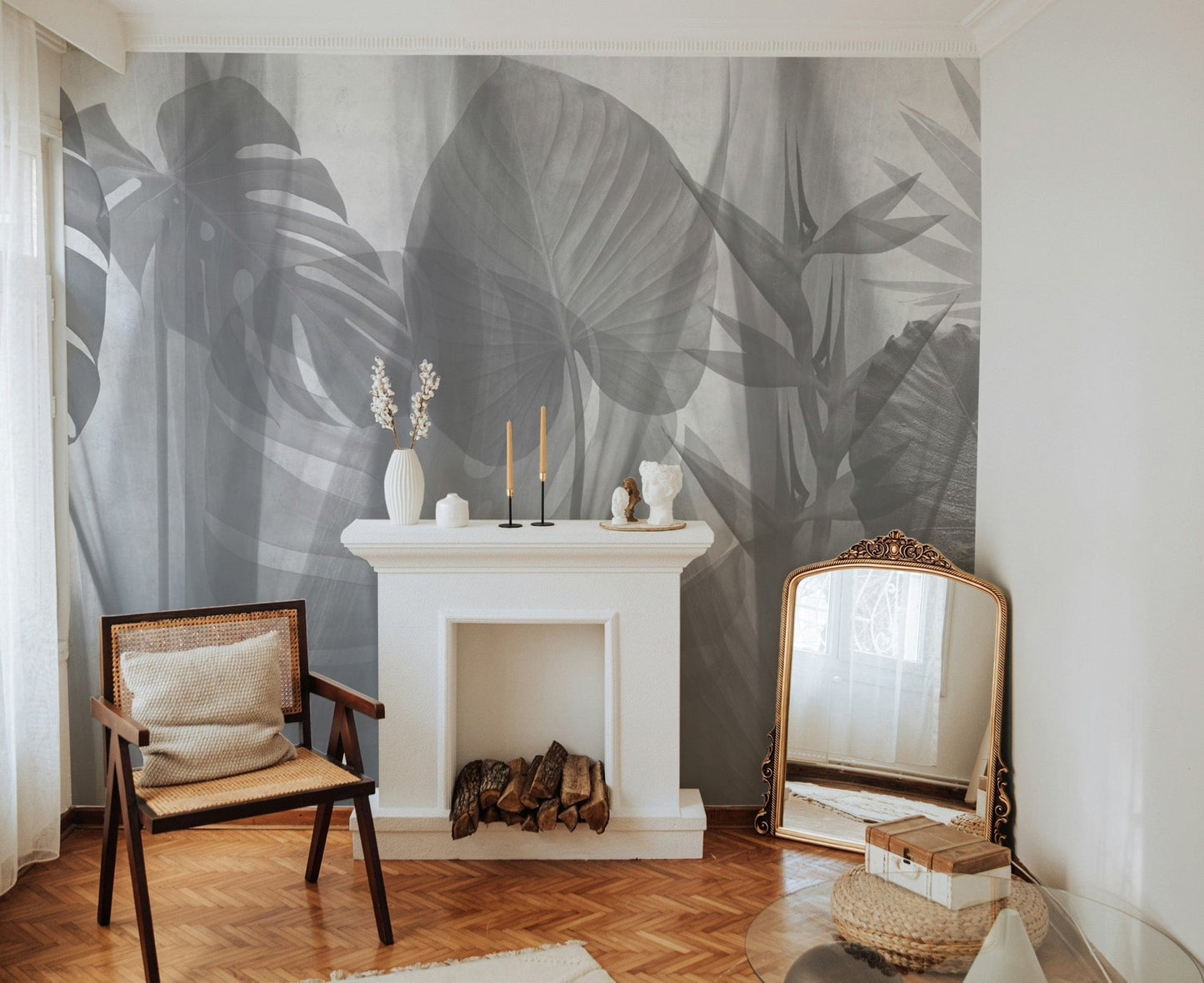 Botanical wallpaper with tropical foliage
