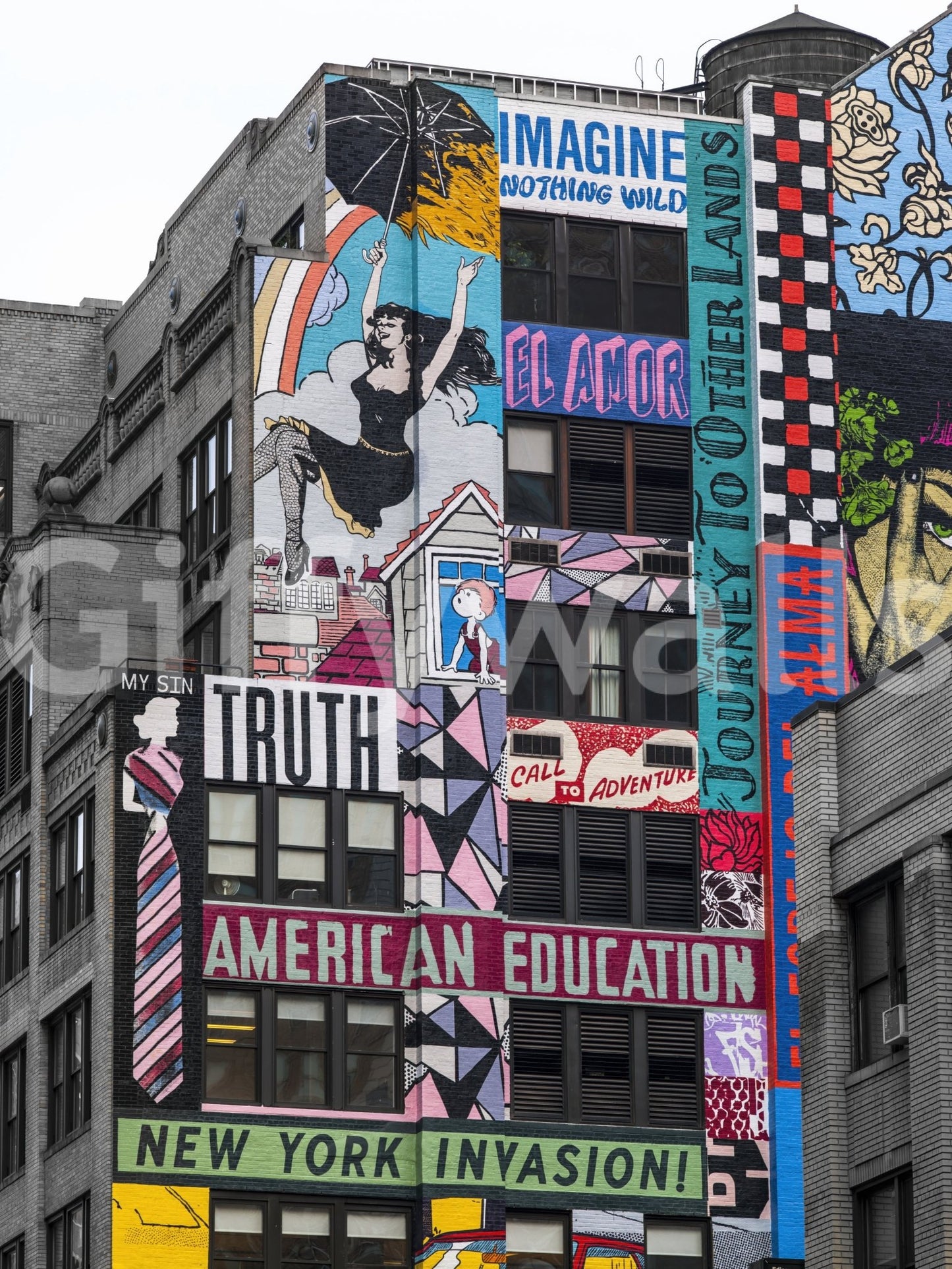 New York Graffiti mural with colorful shapes on gray building