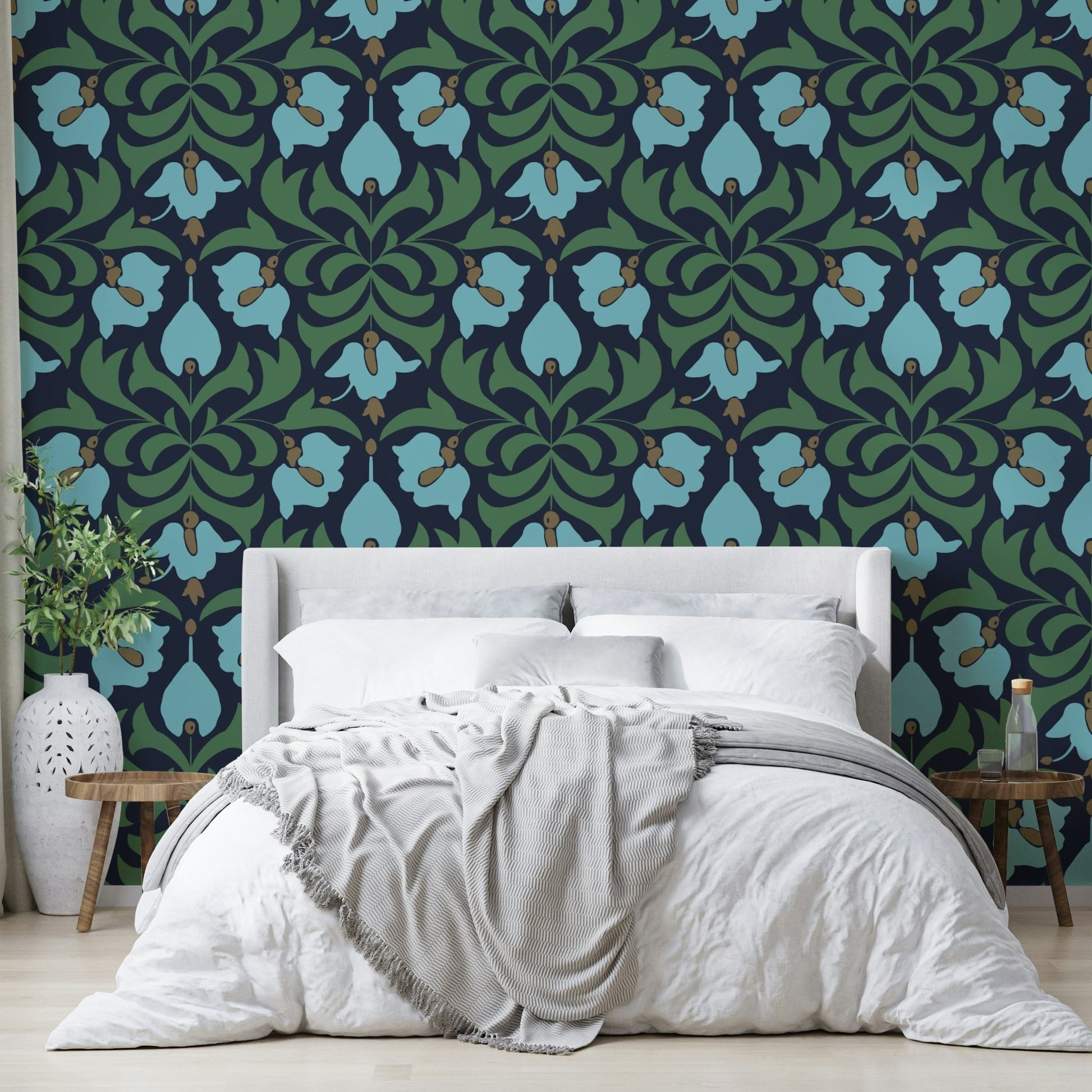 A dramatic and elegant floral wallpaper pattern.
