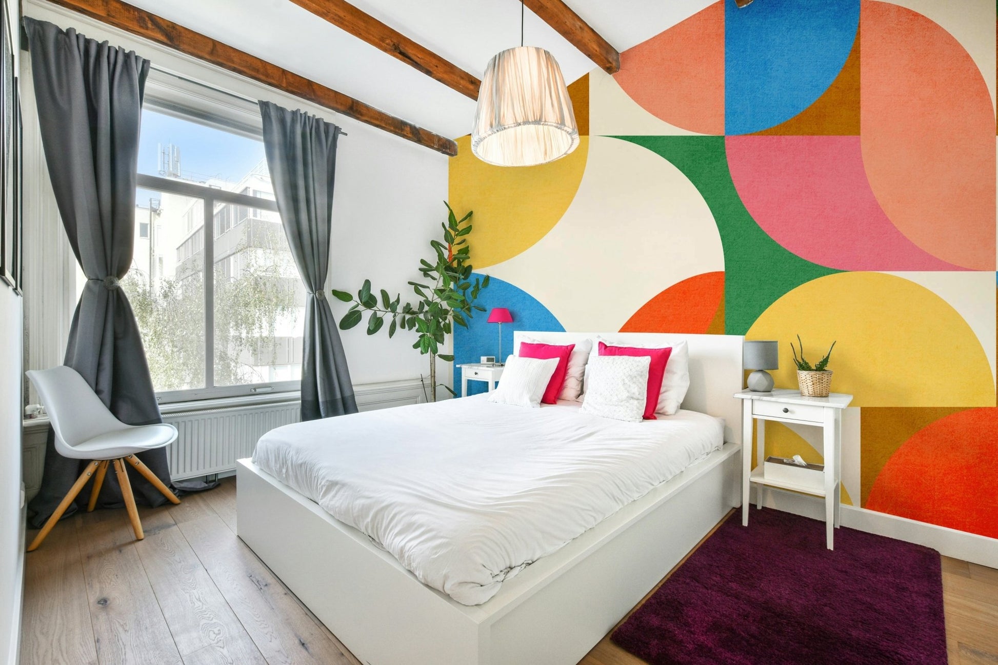 Iconic opera house or waterfront views.

