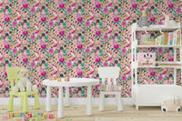 Mural wallpaper with textured flowers

