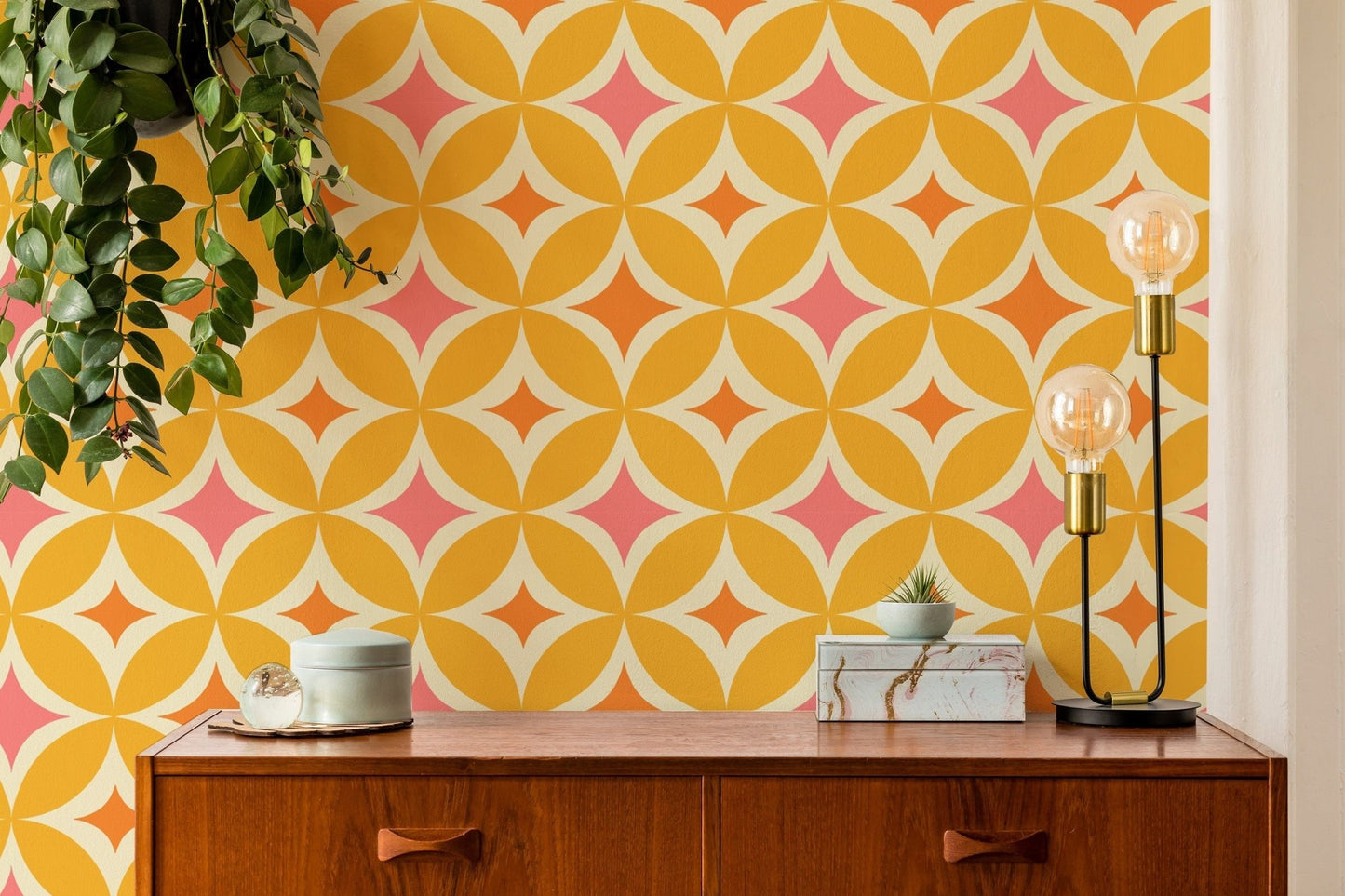 Bright and bold Portuguese Yellow Tiles Azulejos Design Wallpaper, SUSCT20