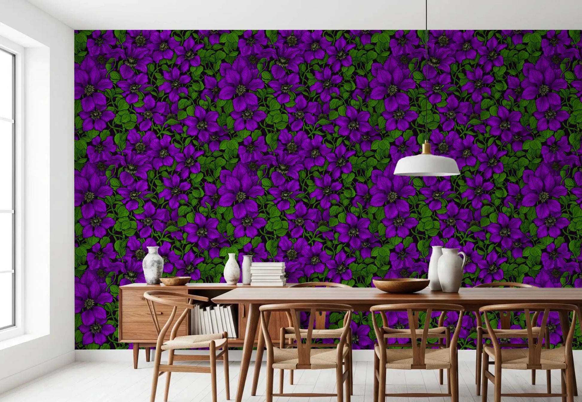 Where blooms end, green leaves pick up and fill the rest of the vine wallpaper
⁠GD9571