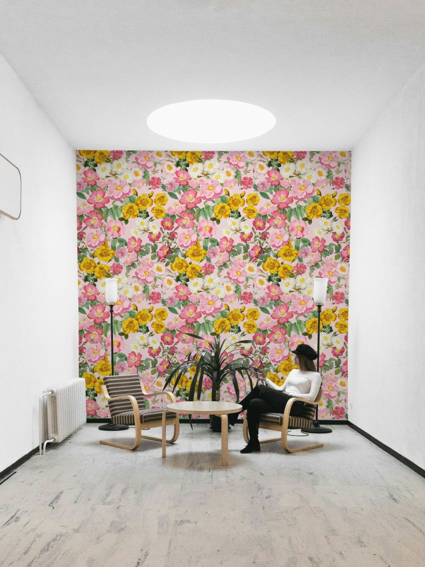 Pink roses blooming in a romantic garden wallpaper., GD1353
