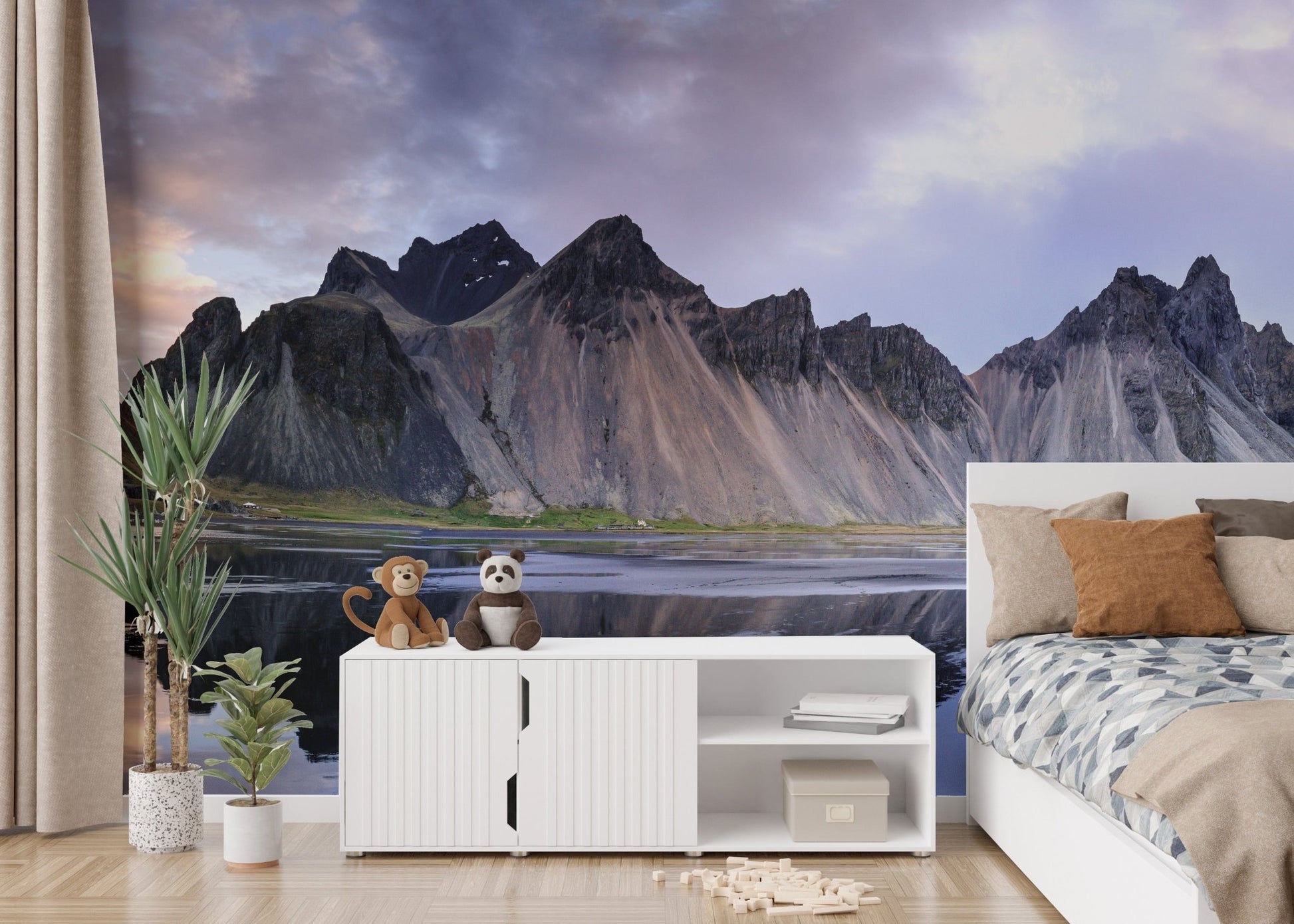 Iceland-Inspired Wall Mural B213