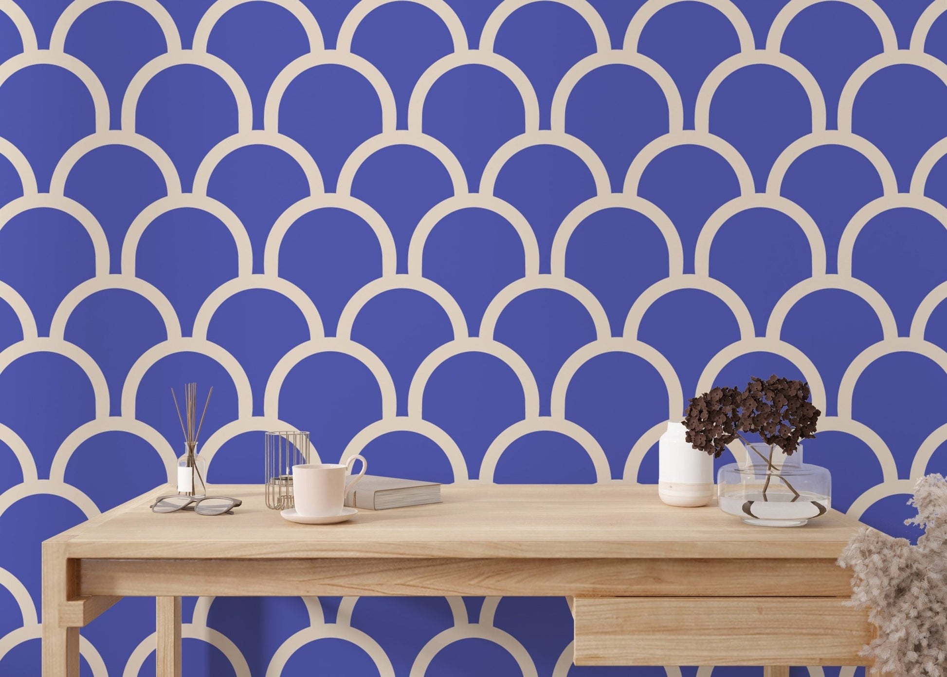 Scallop Purple Color Wallpaper for sophisticated decor