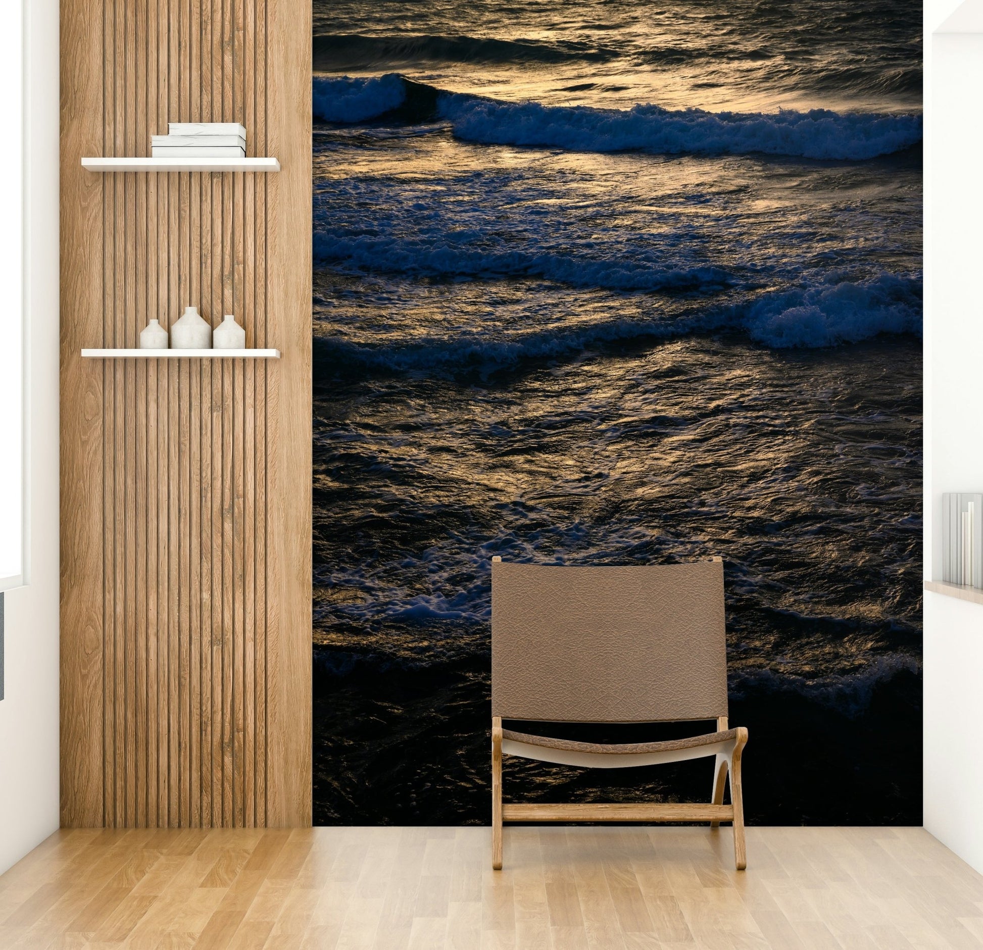 A classic ocean wallpaper for walls with a coastal theme.

