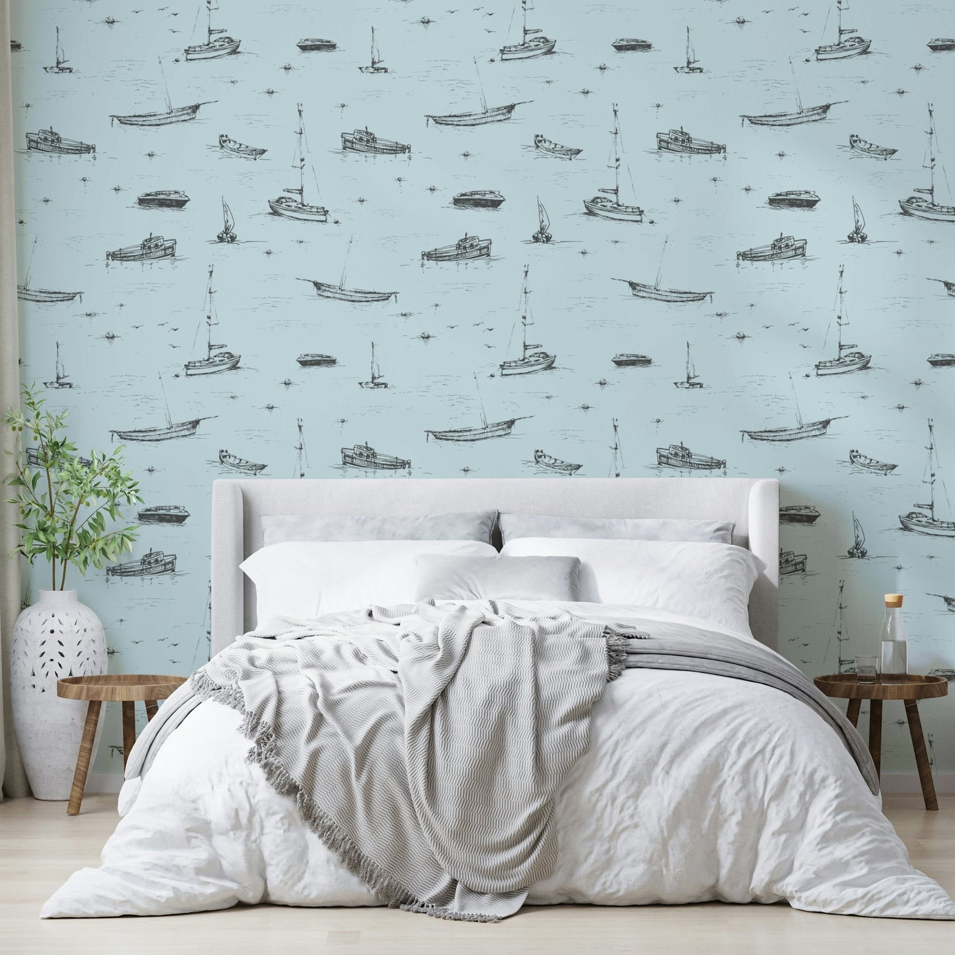 A bathroom decorated with sailboat wallpaper, GD4418
