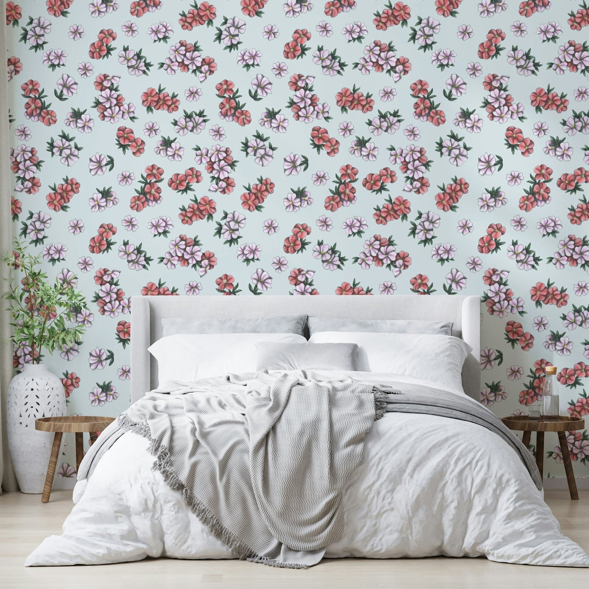 Light red and pink flower wall pattern

