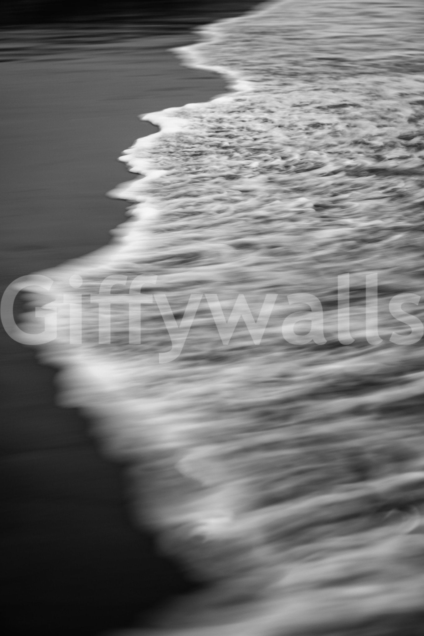 A detail of the warm tones in the water and shore.

