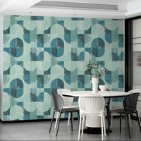 Sponge painted effect on wallpaper.

