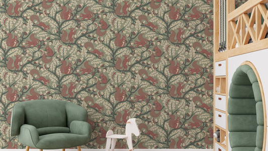 Squirrels in Oak tree - Green Wallpaper⁠