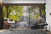 The scene captures a classic moment in Amsterdam.

