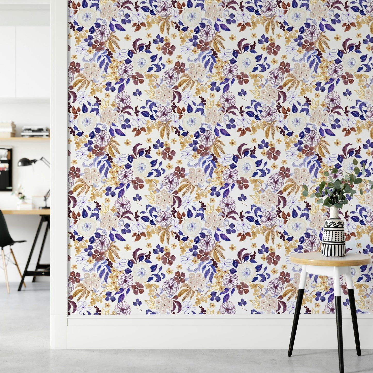 Elegant green botanical wallpaper for serene rooms., GD1790
