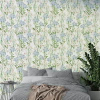 The lines are a mix of soft and clean.
