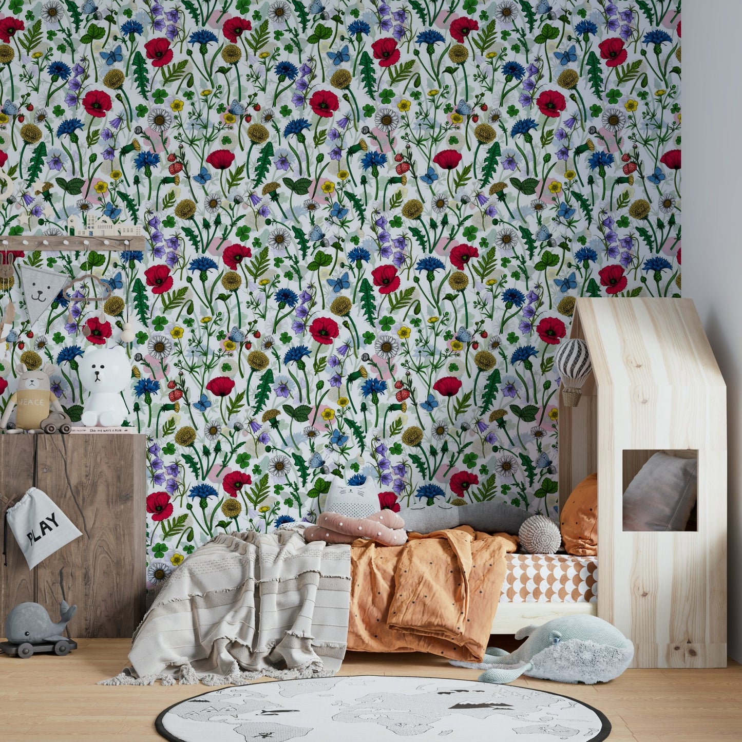 Nature-inspired wallpaper with dreamy summer bloom pattern.


