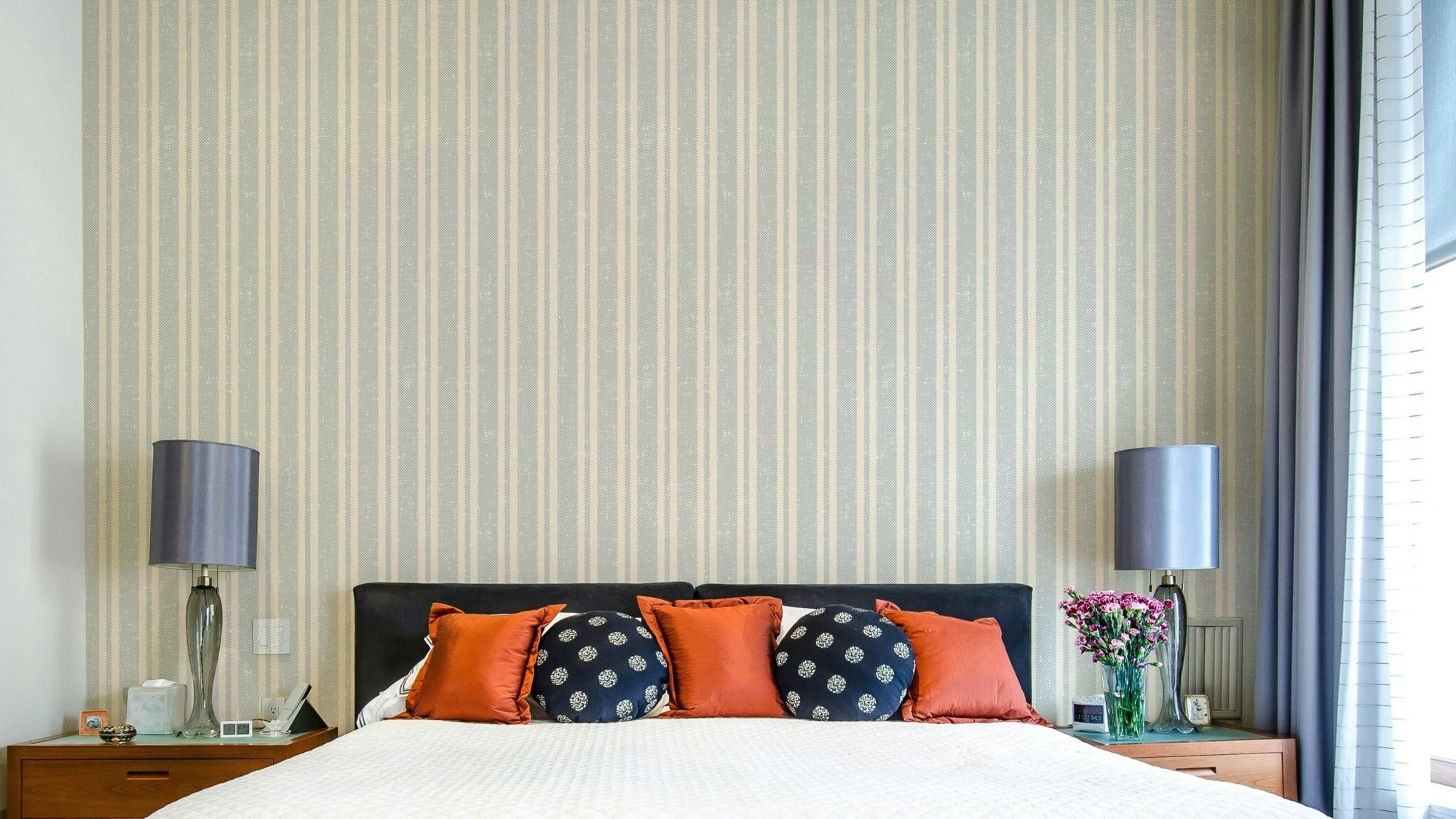 Coastal style blue stripe wallpaper texture
 GD678
