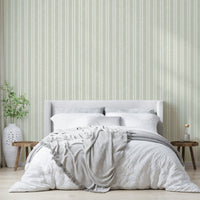 Vibrant green stripe wallpaper close-up GD679


