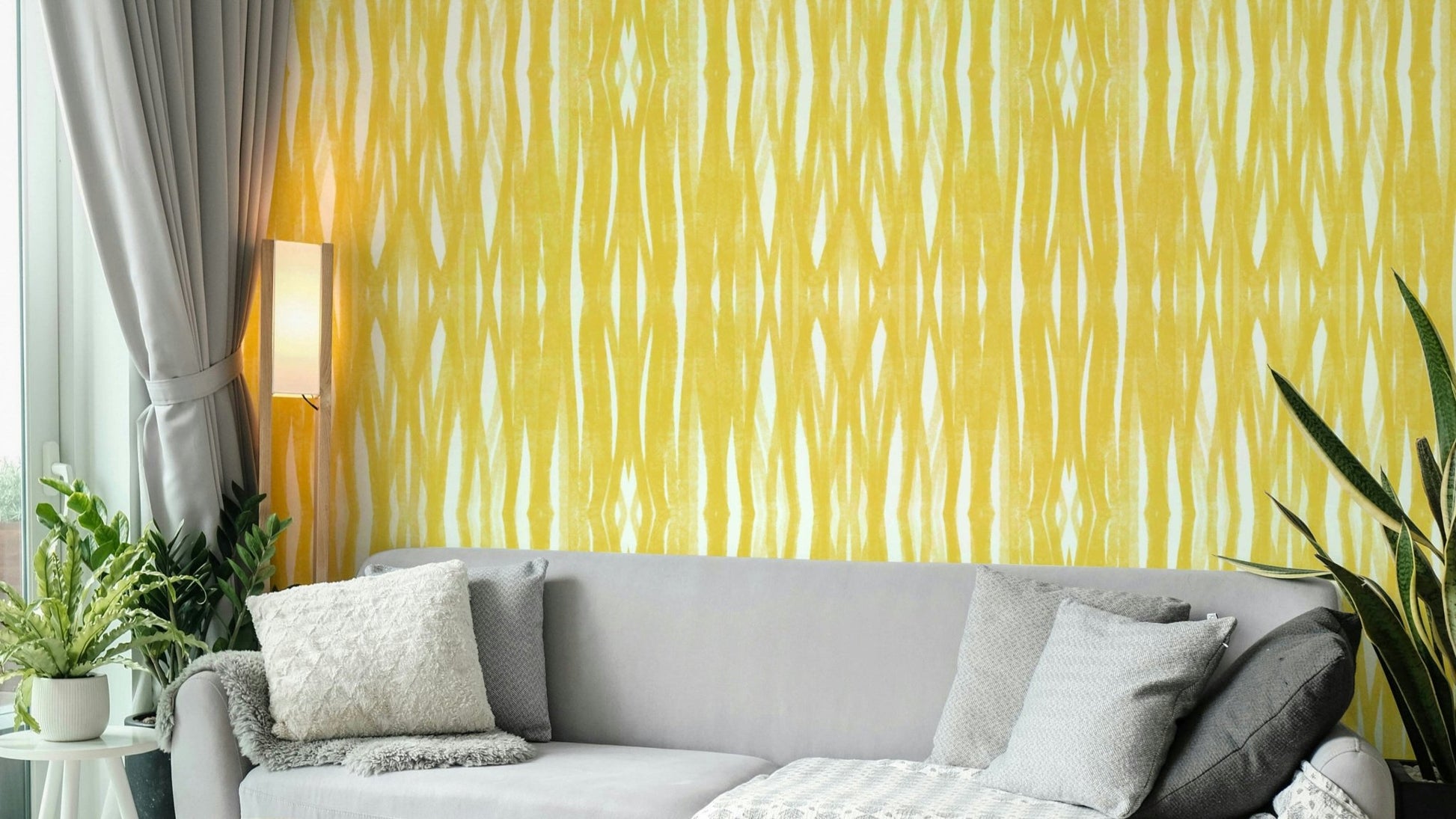 Bright yellow sunshine strokes wallpaper

