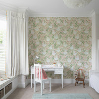 The design gives a feeling of quiet, natural beauty.

