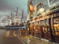 Riverside London mural for stylish interiors

