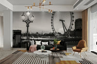 The wheel's structure is a large, intricate circle.

