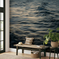 A classic ocean wallpaper for walls with a coastal theme.

