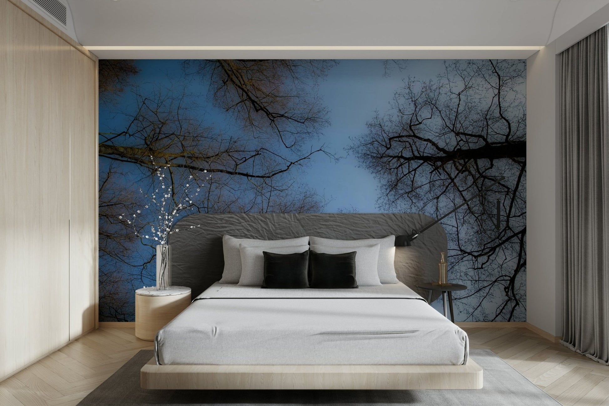 The room feels calm and spacious due to the open sky.

