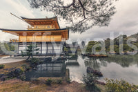 Tranquil Escape Wallpaper: Golden Pavilion Kyoto