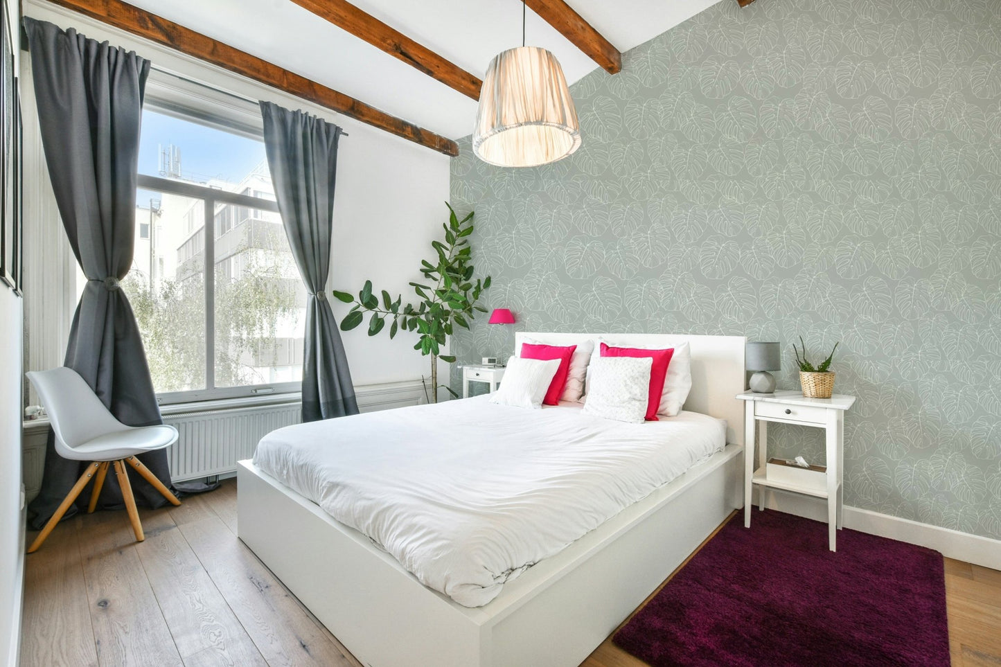 Mural wallpaper capturing a peaceful atmosphere

