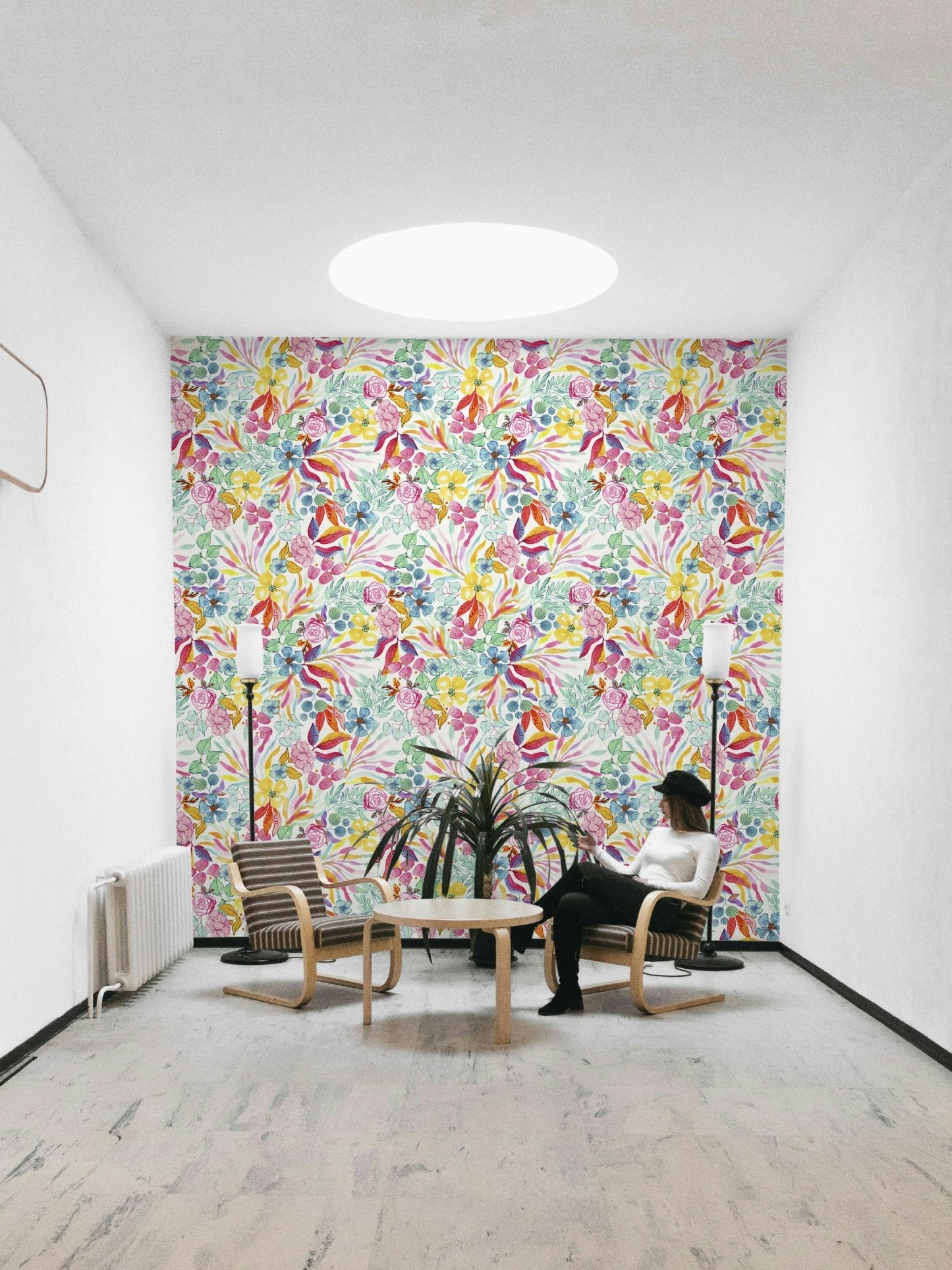 Artistic tropical watercolor wallpaper for modern spaces.

