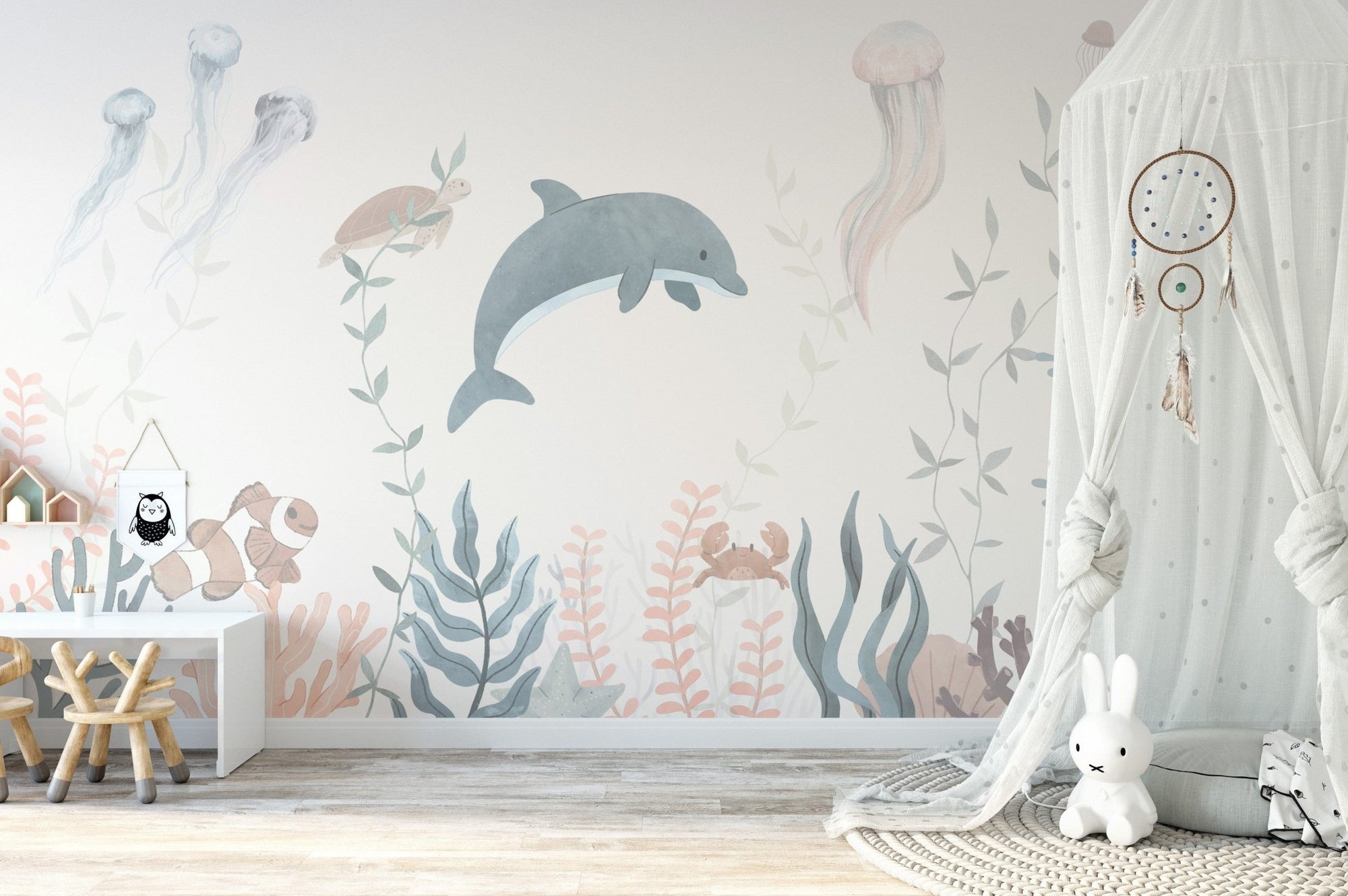 Underwater wonders mural with vibrant sea life and coral, B869