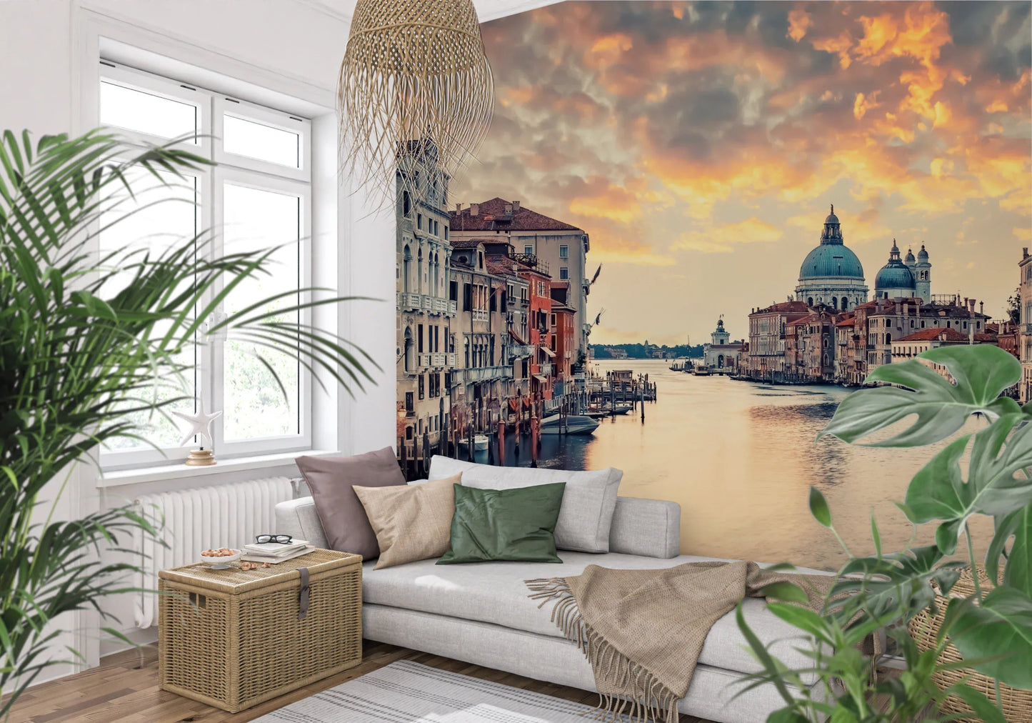 Soft violet hues of a Venetian Twilight wall mural for contemporary home décor., GD8020