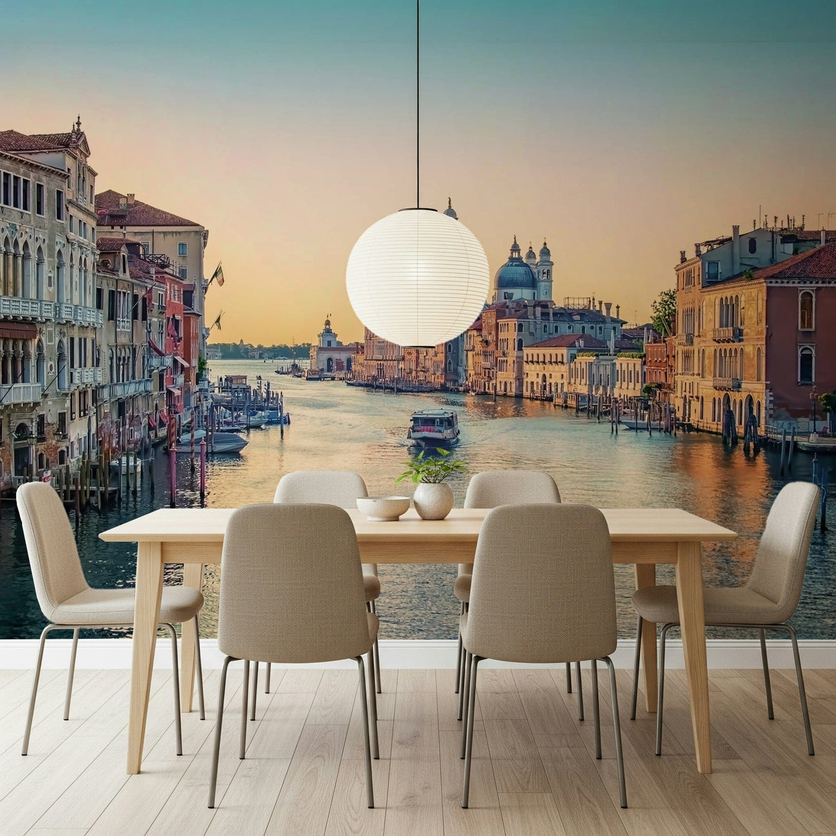 Venice Serenade wallpaper for walls brings European charm., GD7501