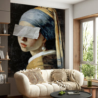 The colors are rich and bold.

