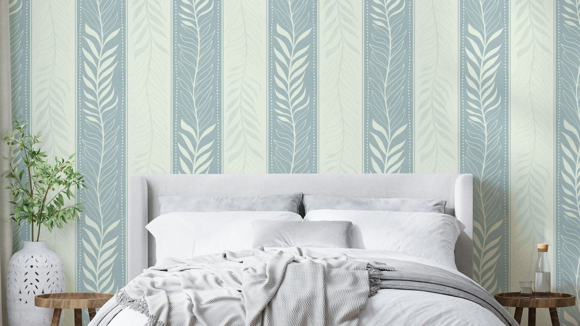 Height-enhancing mural wallpaper
