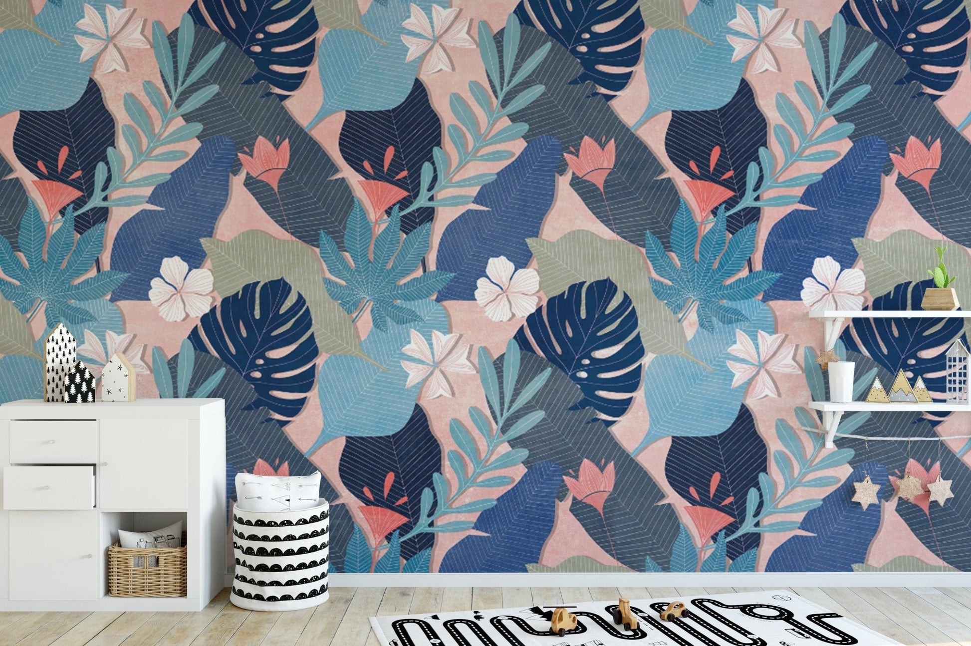 Jungle-Inspired Leaves Wallpaper Art
