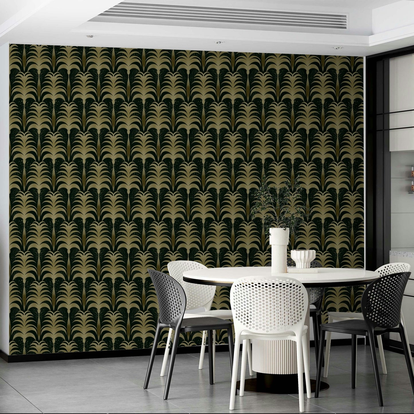 Vintage Palm Luxe Wallpaper⁠