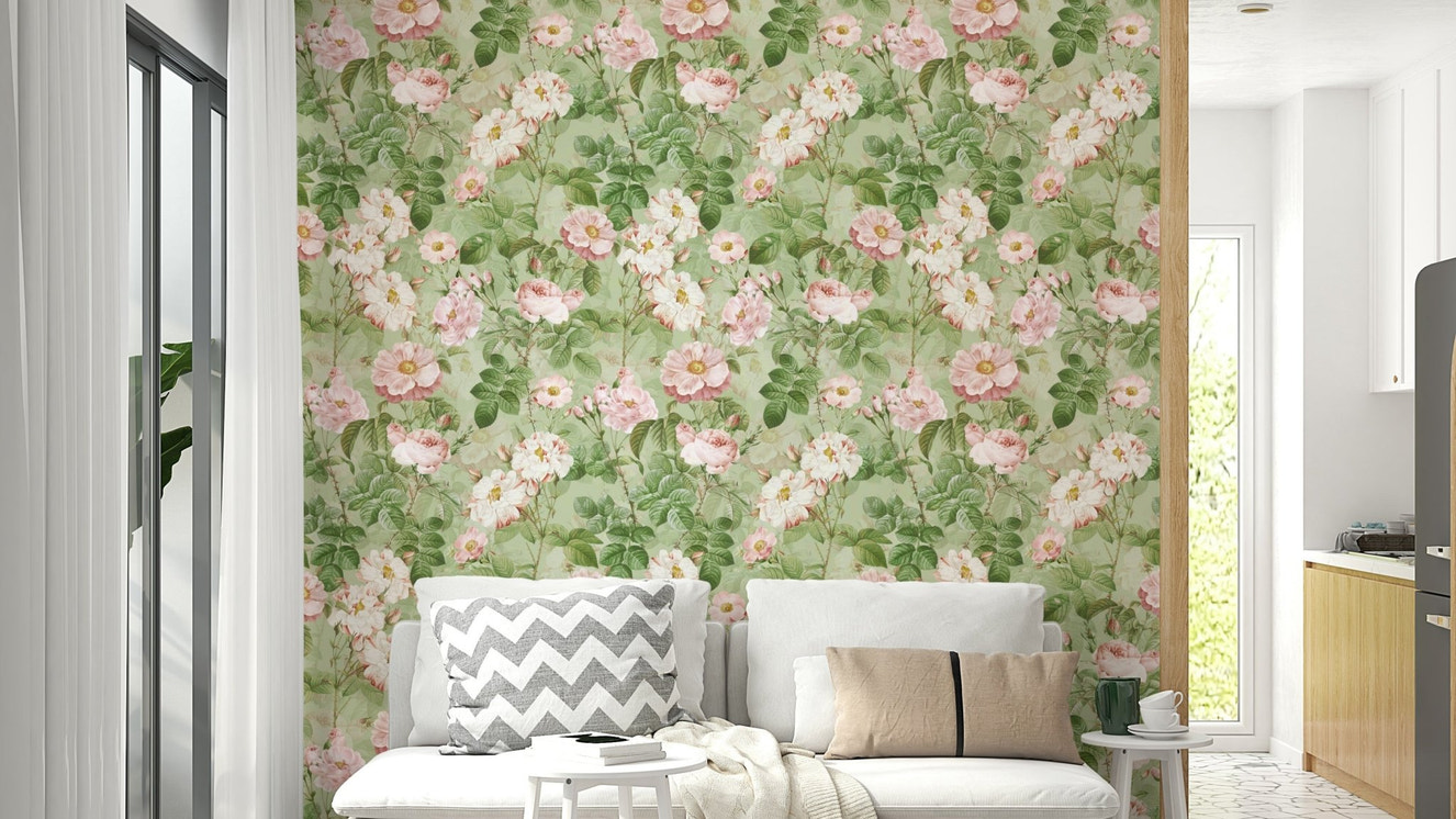 Vintage rose wallpaper with delicate floral patterns.

